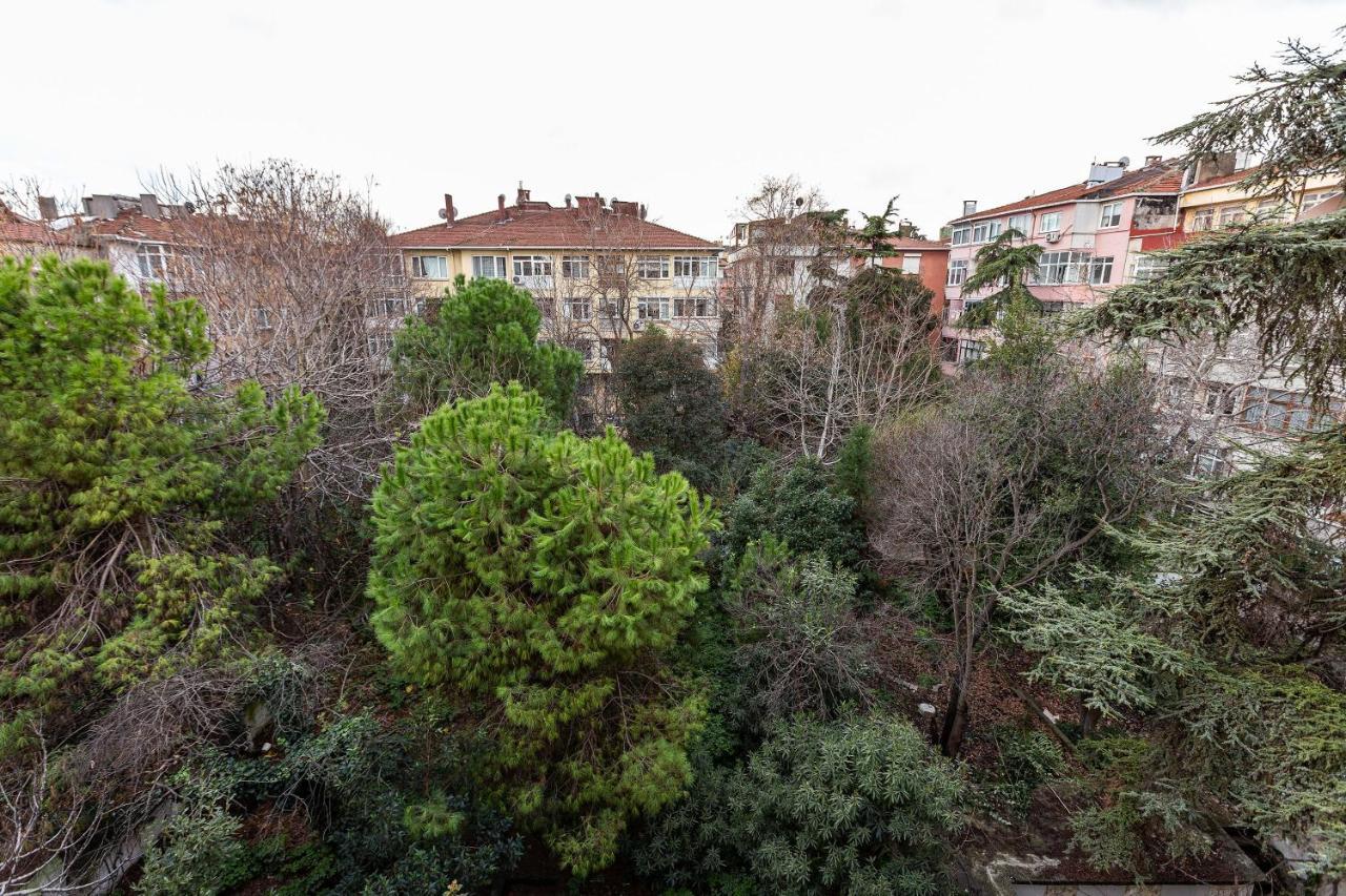 Charming Apartment Surrounded By Vibrant Attractions In Kadikoy Istanbul Eksteriør billede