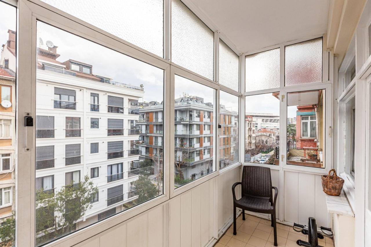 Charming Apartment Surrounded By Vibrant Attractions In Kadikoy Istanbul Eksteriør billede